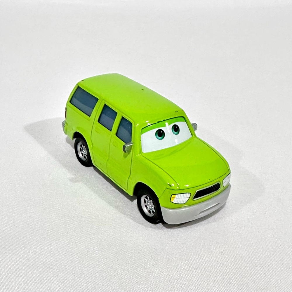 Disney Pixar Cars Charlie Cargo Deluxe Sarge’s Bootcamp Die-cast